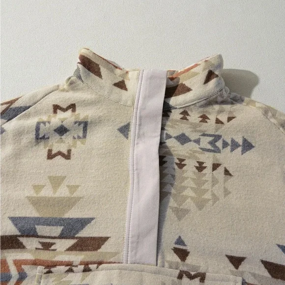 Cozy Beige Geometric Collared Neck Long Sleeve Sweatshirt